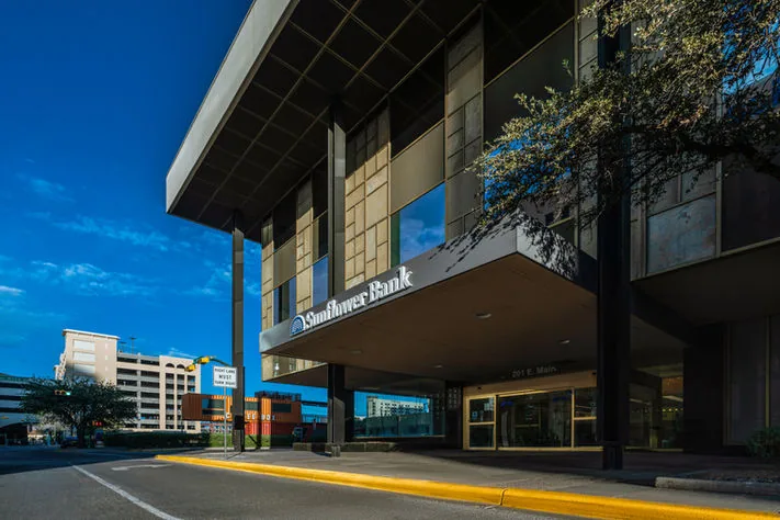 Sunflower Bank architectural photography image 3 by Jordan Licon