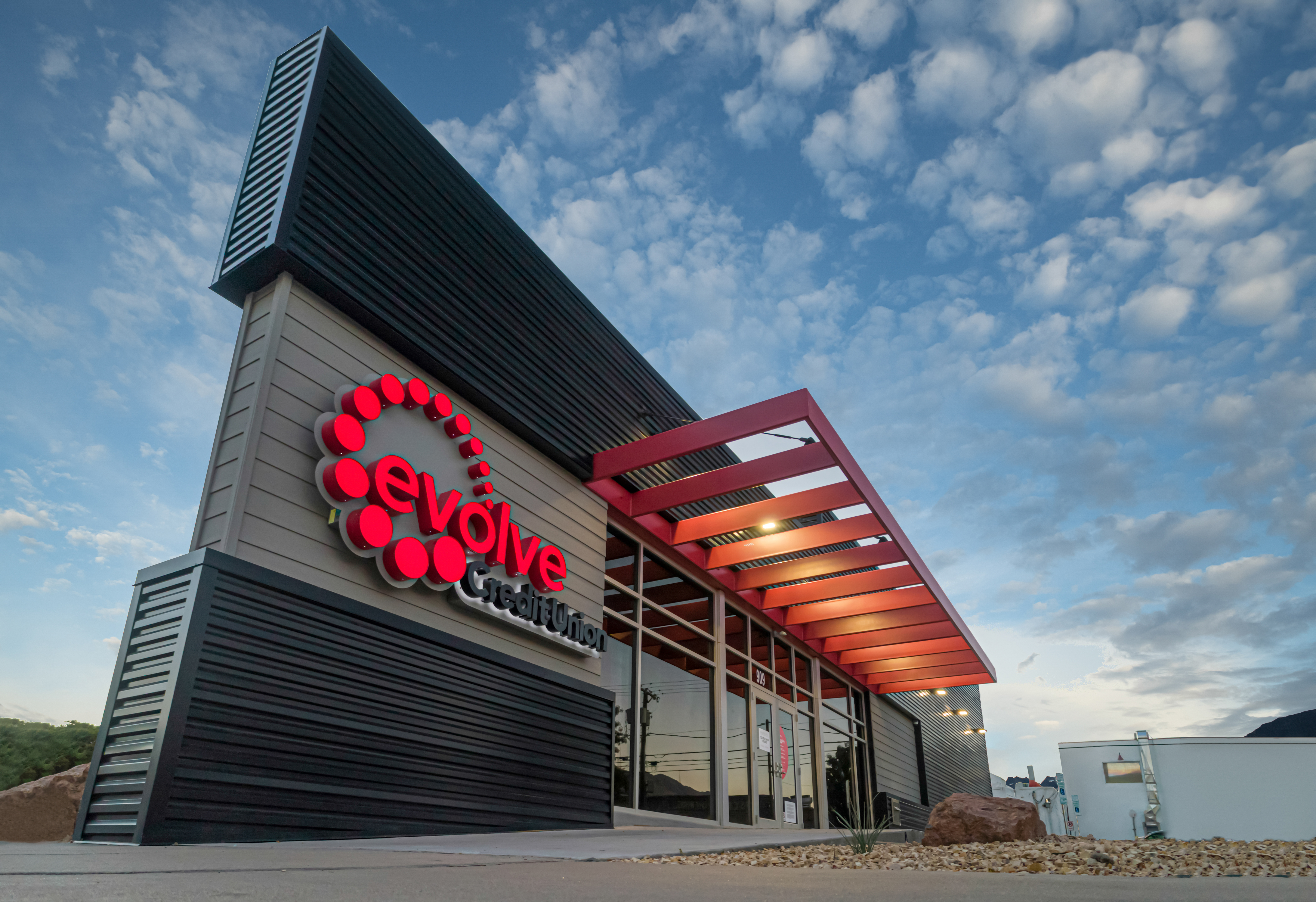 Evolve Credit Union architectural exterior photography image 1 by Jordan Licon