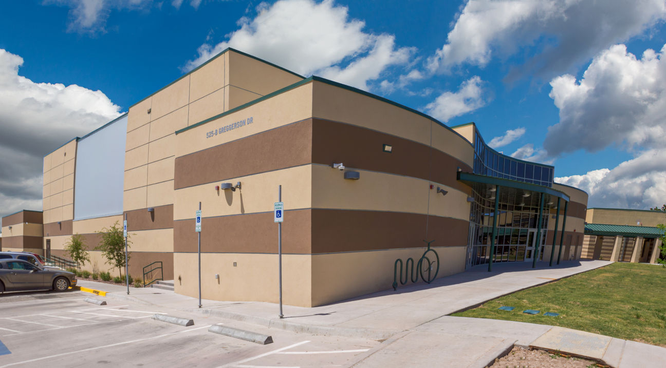 Rio Bravo Middle School architectural photography image 2 by Jordan Licon