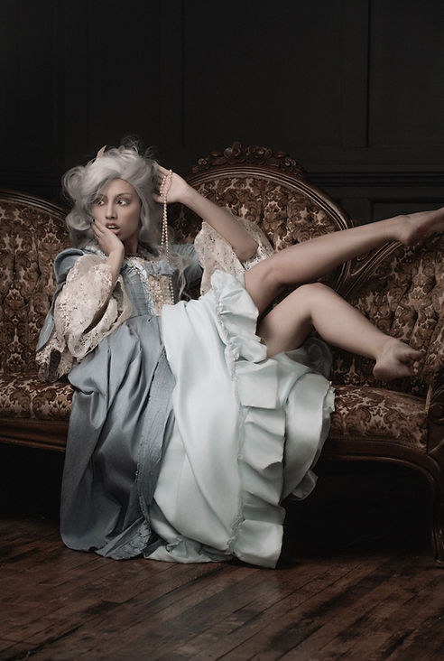 portait like painting  resembling Marie Antoinette