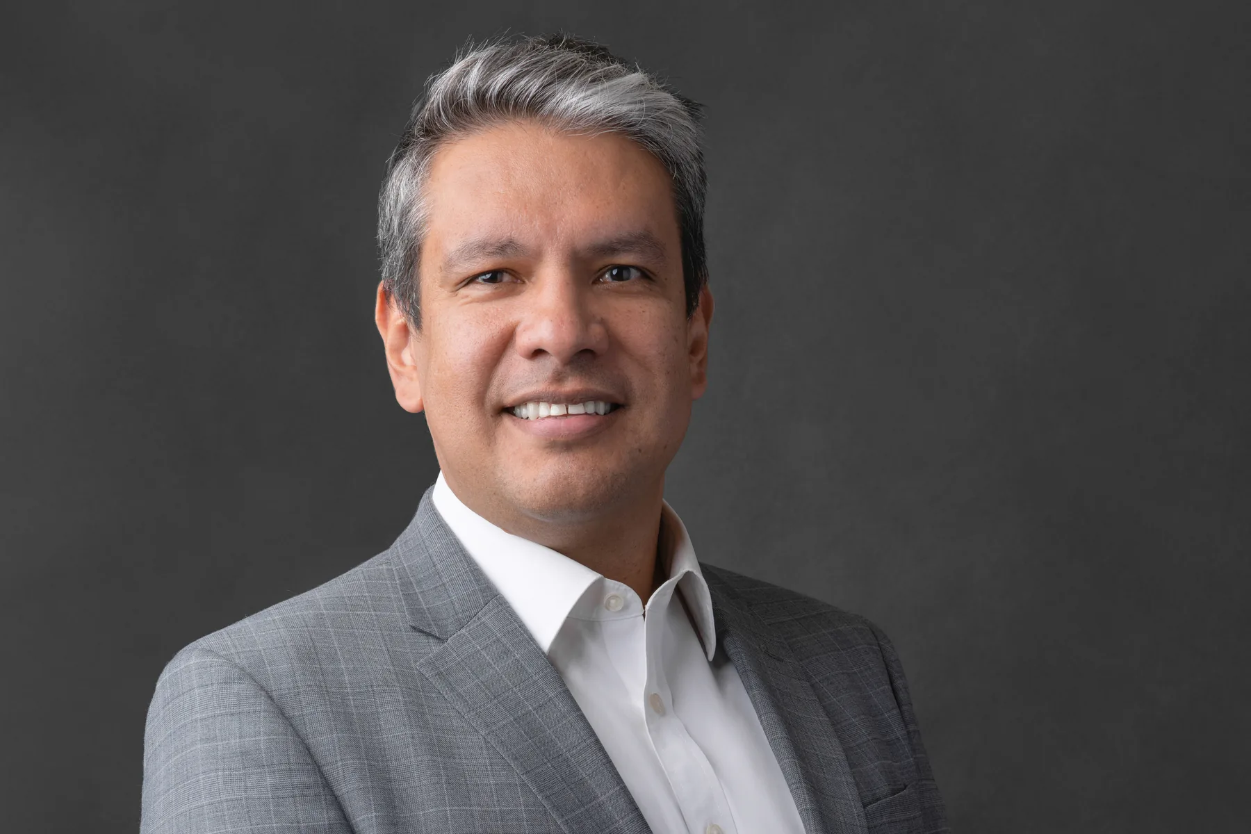 El Paso corporate headshot portfolio example 1 by Jordan Licon Photography