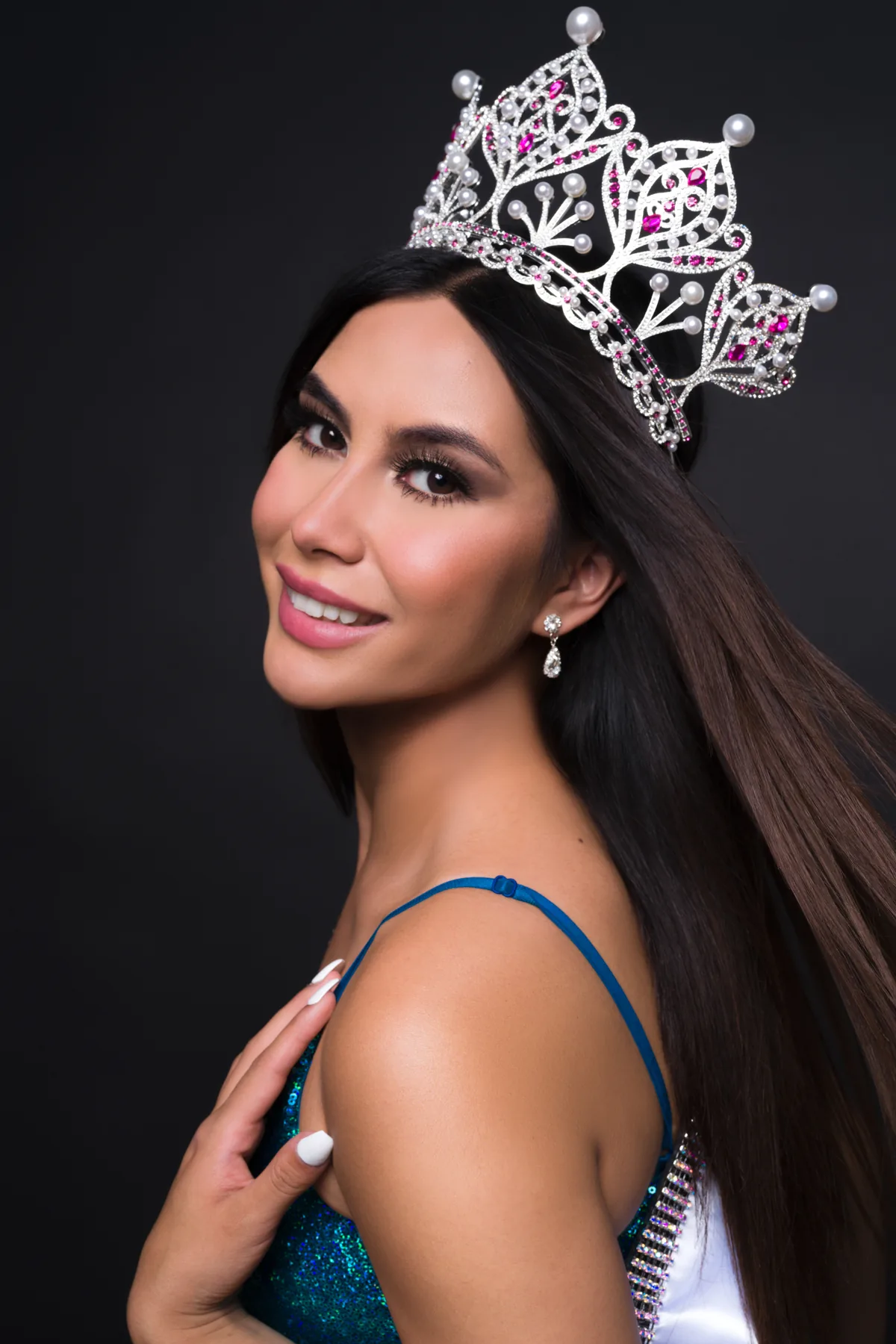 El Paso pageantry headshot portrait example 2 by Jordan Licon Photography