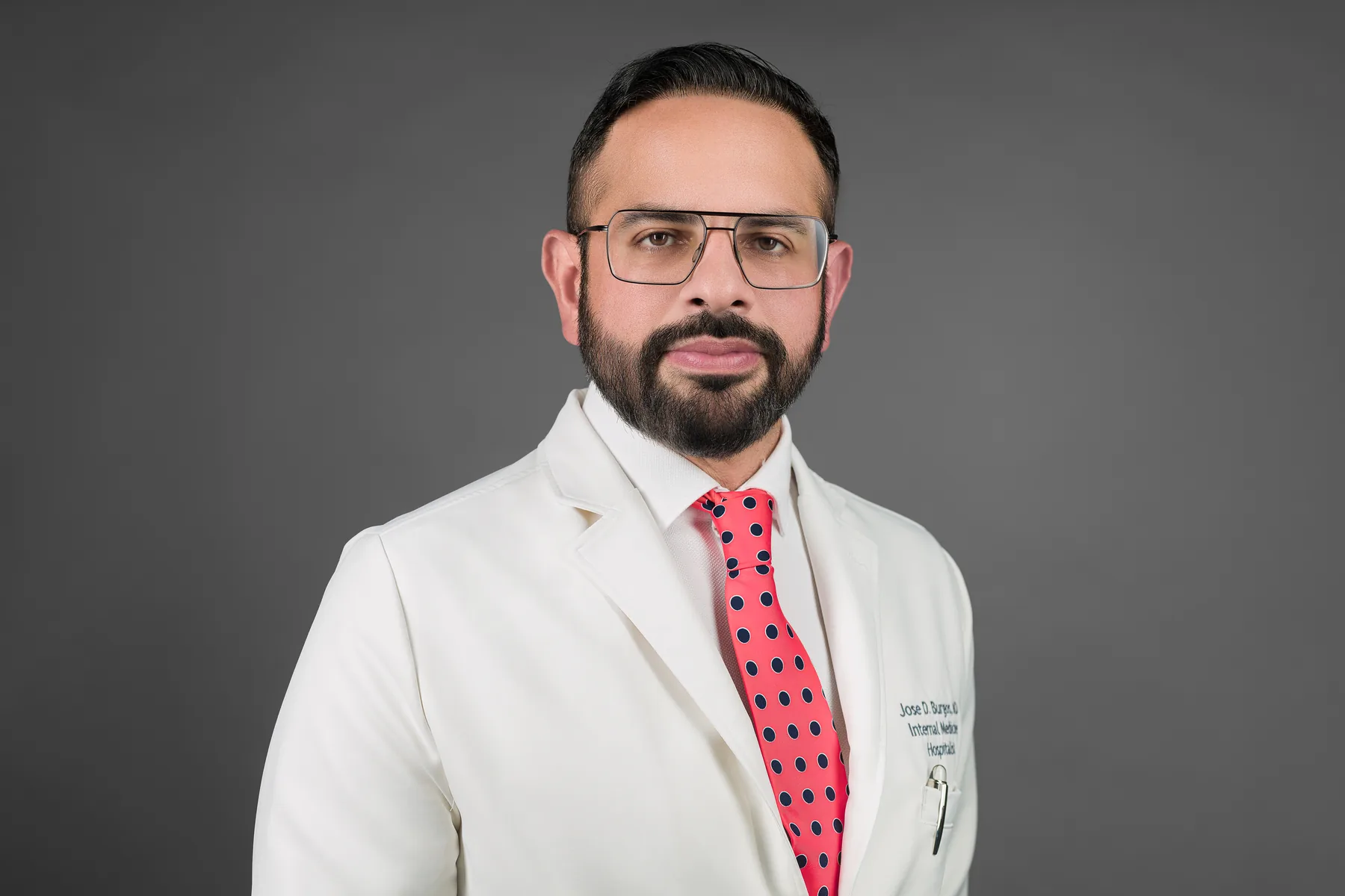 El Paso doctor headshot portfolio example 1 by Jordan Licon Photography